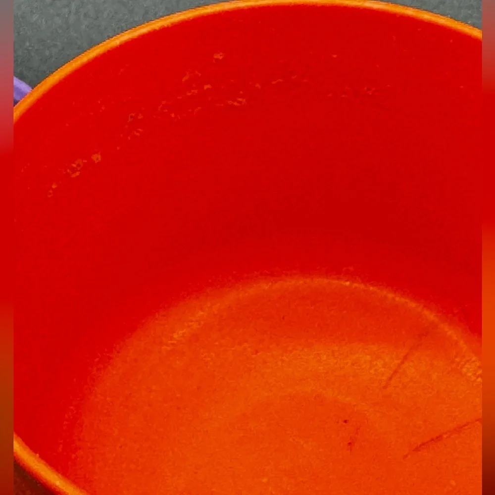 6  Vintage Small Containers With Lids 2 Generic and 4 Tupperware